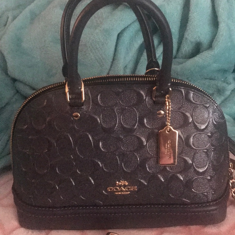 Navy blue coach bag (new) .